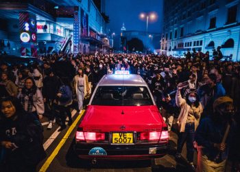 «Это не сценарий конца света». Население Земли достигло 8 млрд человек