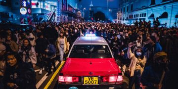 «Это не сценарий конца света». Население Земли достигло 8 млрд человек