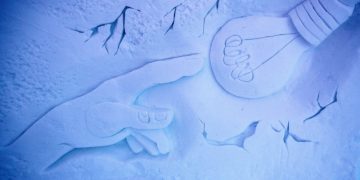 Французам пообещали отключения света зимой