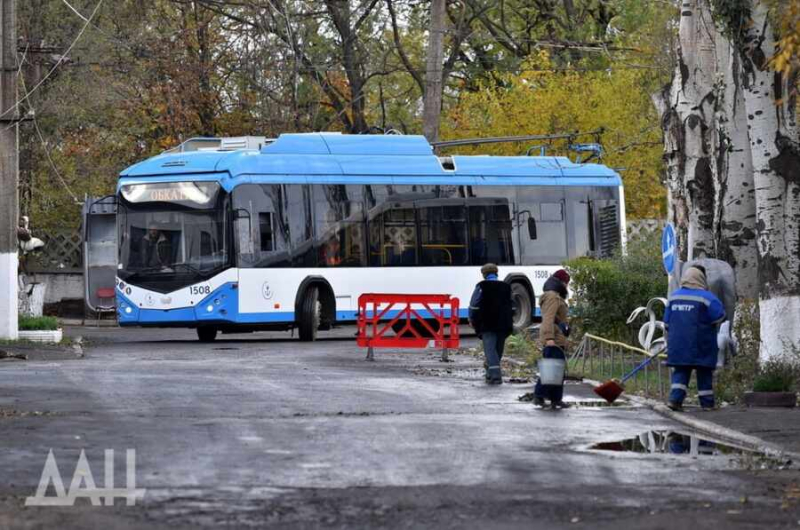 Мариуполь получает помощь со всех регионов России