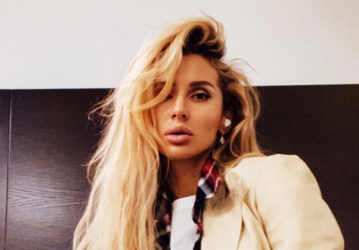 Пальцы кривые, прячет тело под мужской одеждой: поклонники Лободы бьют тревогу