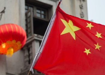 Посол Франции в КНР заявил о возможном пути преодоления кризиса на Украине