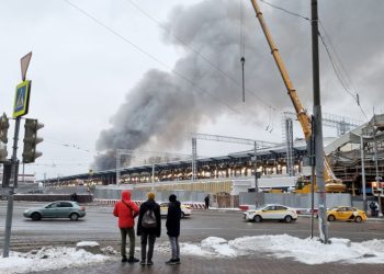 Пожар со взрывом в центре Москвы: при разборе завалов спасатели нашли тела двух погибших
