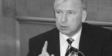 Работал в КГБ, писал про «чекистский крюк». Скончался экс-глава ФСКН Виктор Черкесов