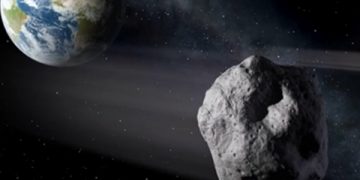 Российские обсерватории обнаружили летящий к Земле астероид