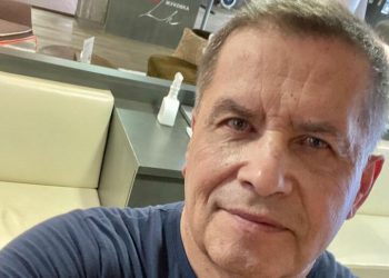 «Ты уже такой взрослый стал»: Расторгуев поздравил своего сына с 45-летием