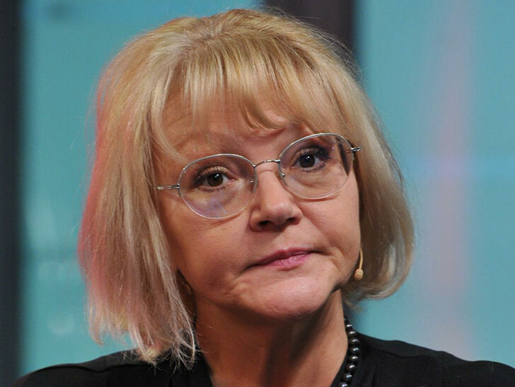 Звезда &laquo;Покровских ворот&raquo; Марина Дюжева перенесла две операции подряд из-за раздробленной руки