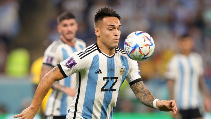 Агент:  Лаутаро делают обезболивающие уколы, у&nbsp;него сильная боль в&nbsp;лодыжке