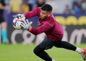 «Аякс» рассматривает покупку вратаря сборной Аргентины