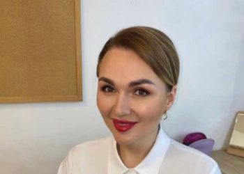 Ангарская раскрыла пол будущего ребенка: признание на футбольном поле