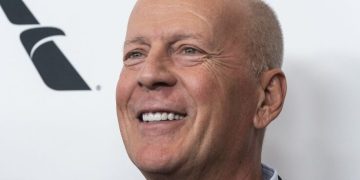 Брюс Уиллис станет дедом — его старшая дочь Румер сообщила о беременности