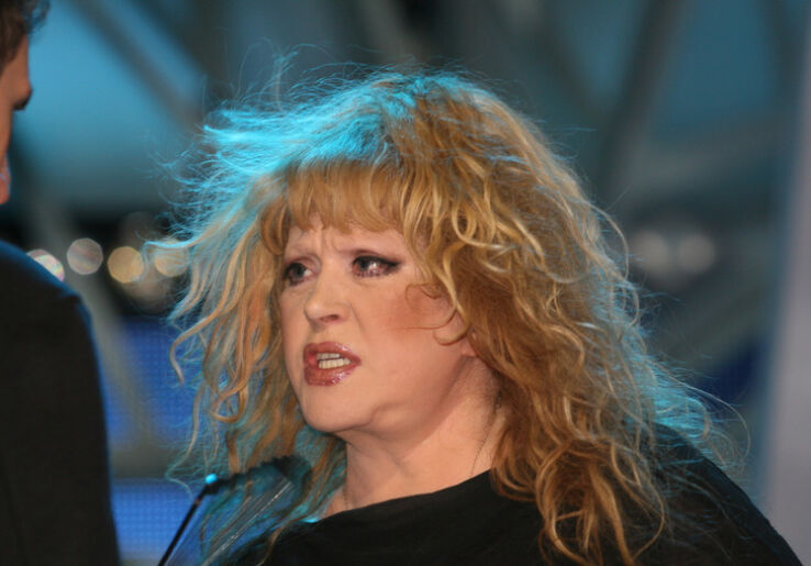 &laquo;Буду нищей в другой стране&raquo;: Алла Пугачева объяснила свою эмиграцию