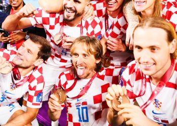 Дневник ЧМ-2022. Разогрев перед финалом, чудо-гол Оршича и взбешенный Хакими