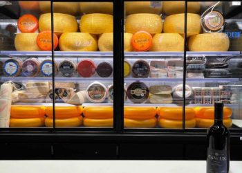 Как избежать сонливости после обеда: три совета