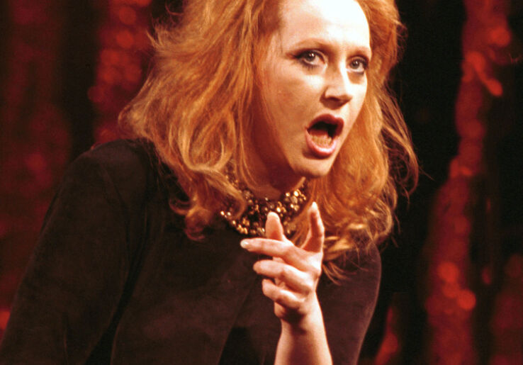 &laquo;Киркоров и другие раньше ее в одно место целовали&raquo;: вот почему Пугачева паникует в эмиграции