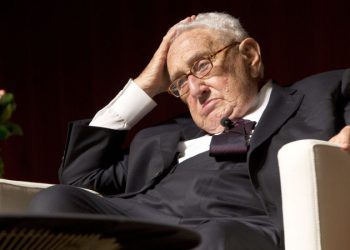 Киссинджер готов отдать России не только Донбасс