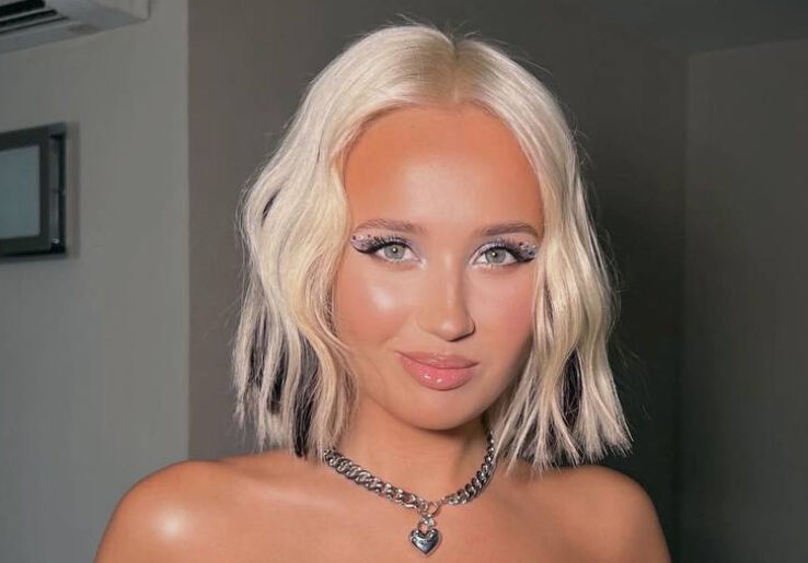 Клава Кока после бьюти-преображения превратилась в Ольгу Бузову: &laquo;Их под копирку делают?&raquo;