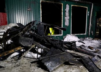 «Кто успел, тот выбежал. Остальные сгорели». Что известно о пожаре в кемеровском приюте