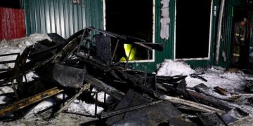 «Кто успел, тот выбежал. Остальные сгорели». Что известно о пожаре в кемеровском приюте