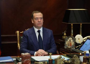 Медведев сделал «футуристический прогноз» на 2023 год