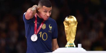 «Мы вернемся». Мбаппе впервые прокомментировал поражение от Аргентины в финале ЧМ-2022