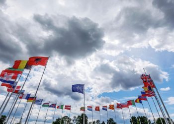 «На пороге конфликта». В Китае рассказали о расколе на Западе из-за Украины