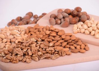 Назван орех, помогающий похудеть