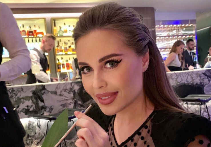 Неузнаваемая Михалкова пришла в гараж в порочной утяжке: все мужики в ауте!