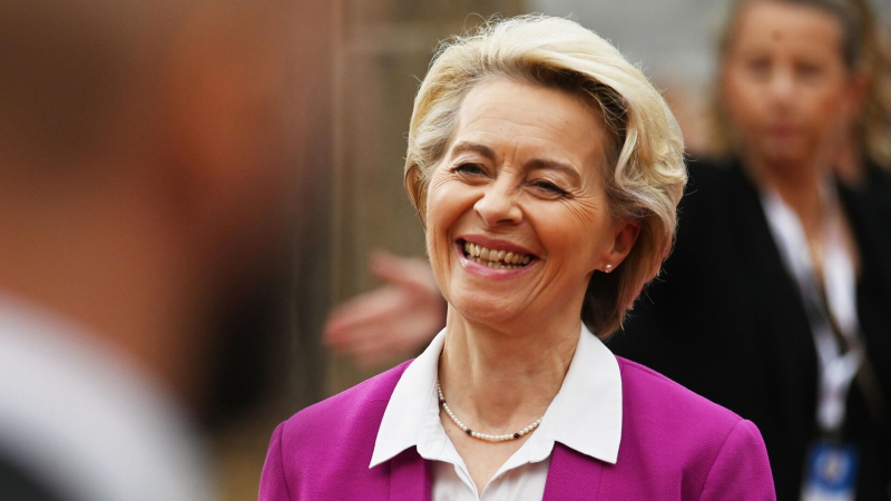 Обратившейся к украинцам главе ЕК предложили задуматься о смене гражданства