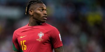 Почему все хотят подписать Рафаэла Леау