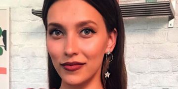 «Подарки перед Новым годом: Регина Тодоренко показала свою будущую квартиру