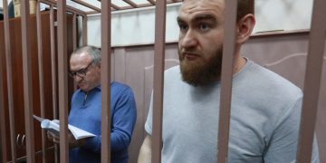 Пожизненный срок для отца и сына. Прокурор запросила наказание для экс-сенатора Арашукова