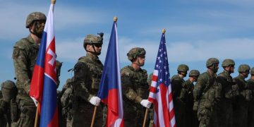 СМИ: США удалось сыграть на страхе Европы перед Россией