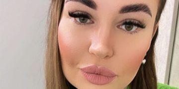 «Тесто поднялось»: Саша Черно из «Дома-2» спровоцировала ор в Сети, представ абсолютно голой в ванной