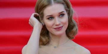 «Ты угрозами запретил нам съезжать»: Асмус обвинила Харламова в клевете и рассказала, как они живут втроем в одном доме