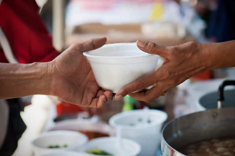 Ученые: Чувство голода толкает людей на необдуманные поступки