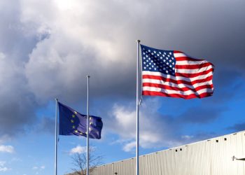 В Европе призвали к «ядерному варианту» в отношении США