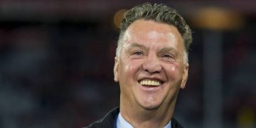 Ван Гал: Если лишить Месси мяча, Аргентина станет беспомощной