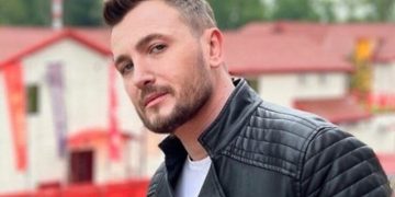 Влада Кадони увольняют с поста ведущего реалити-шоу «Дом-2»