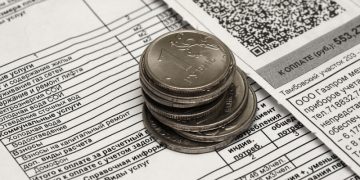 В Совете при Минстрое предложили повышать тарифы на ЖКУ с учетом доходов россиян