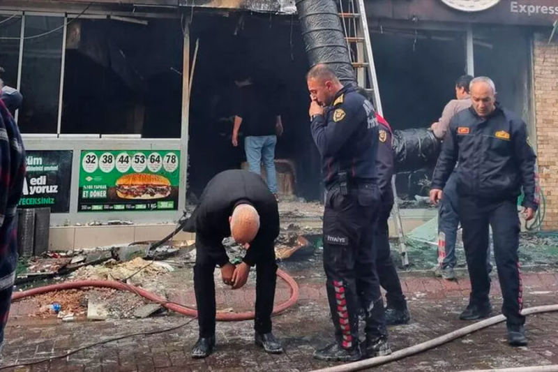 Взрыв прогремел в&nbsp;турецком ресторане, семь человек погибли 