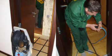 Устранение засоров труб в квартире: советы и рекомендации