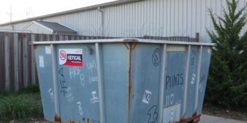 Оцинкованные мусорные контейнеры в городе Алматы: История, производство и современное применение