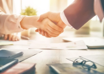 Преимущества услуг личного водителя и как его выбрать